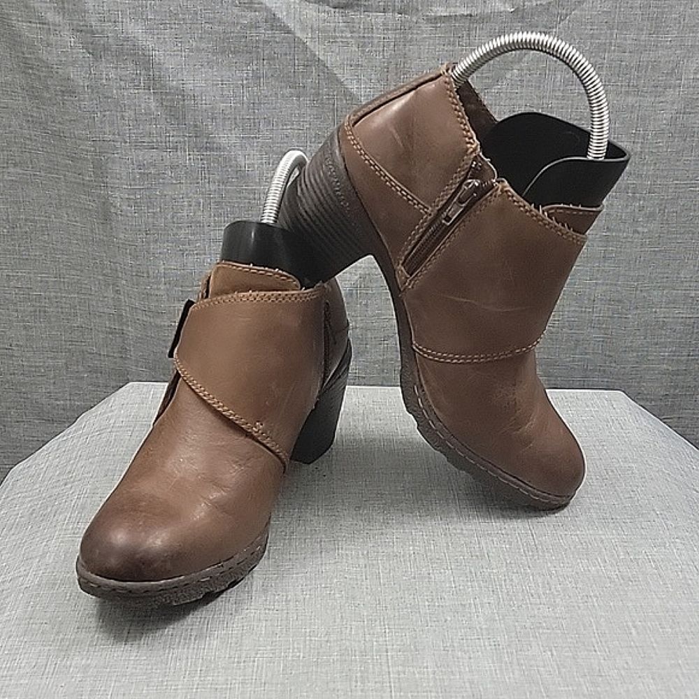 Born B.o.c Leather Brown Monk Strap ankle boots, Boho, slip-on, Women's sz 8.5